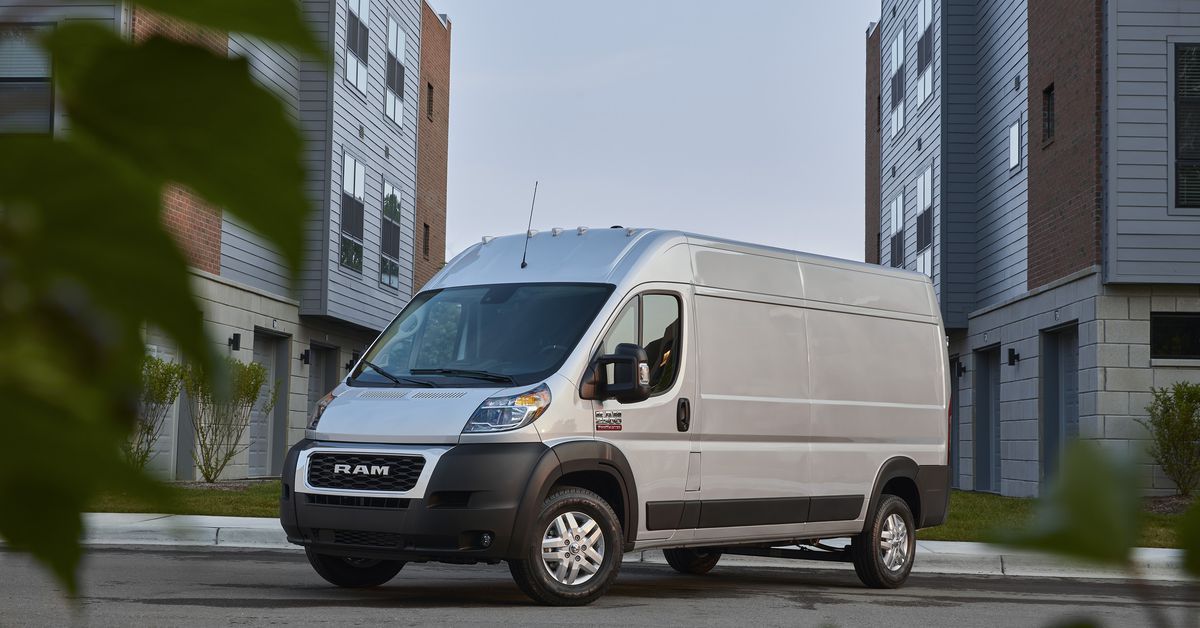 Amazon faz um acordo com a Stellantis para comprar vans de entrega